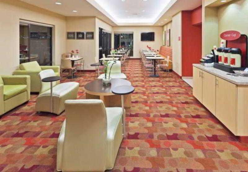 Towneplace Suites By Marriott Tulsa North/Owasso Экстерьер фото