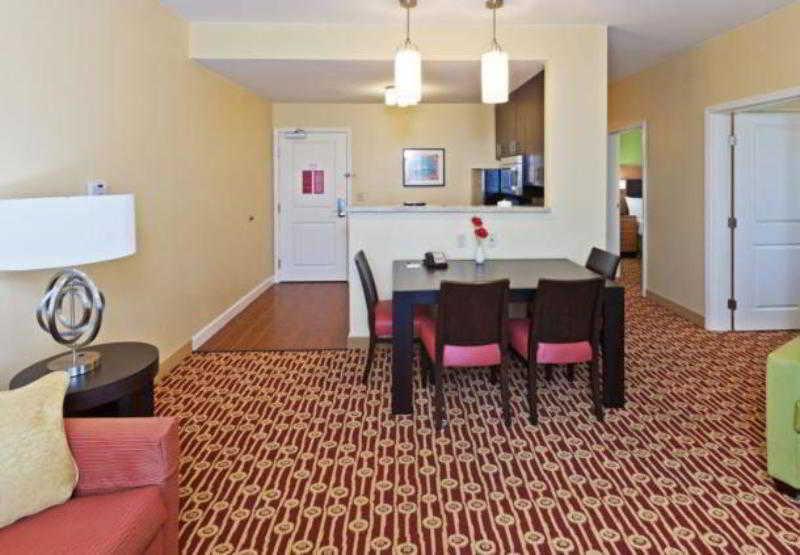 Towneplace Suites By Marriott Tulsa North/Owasso Экстерьер фото