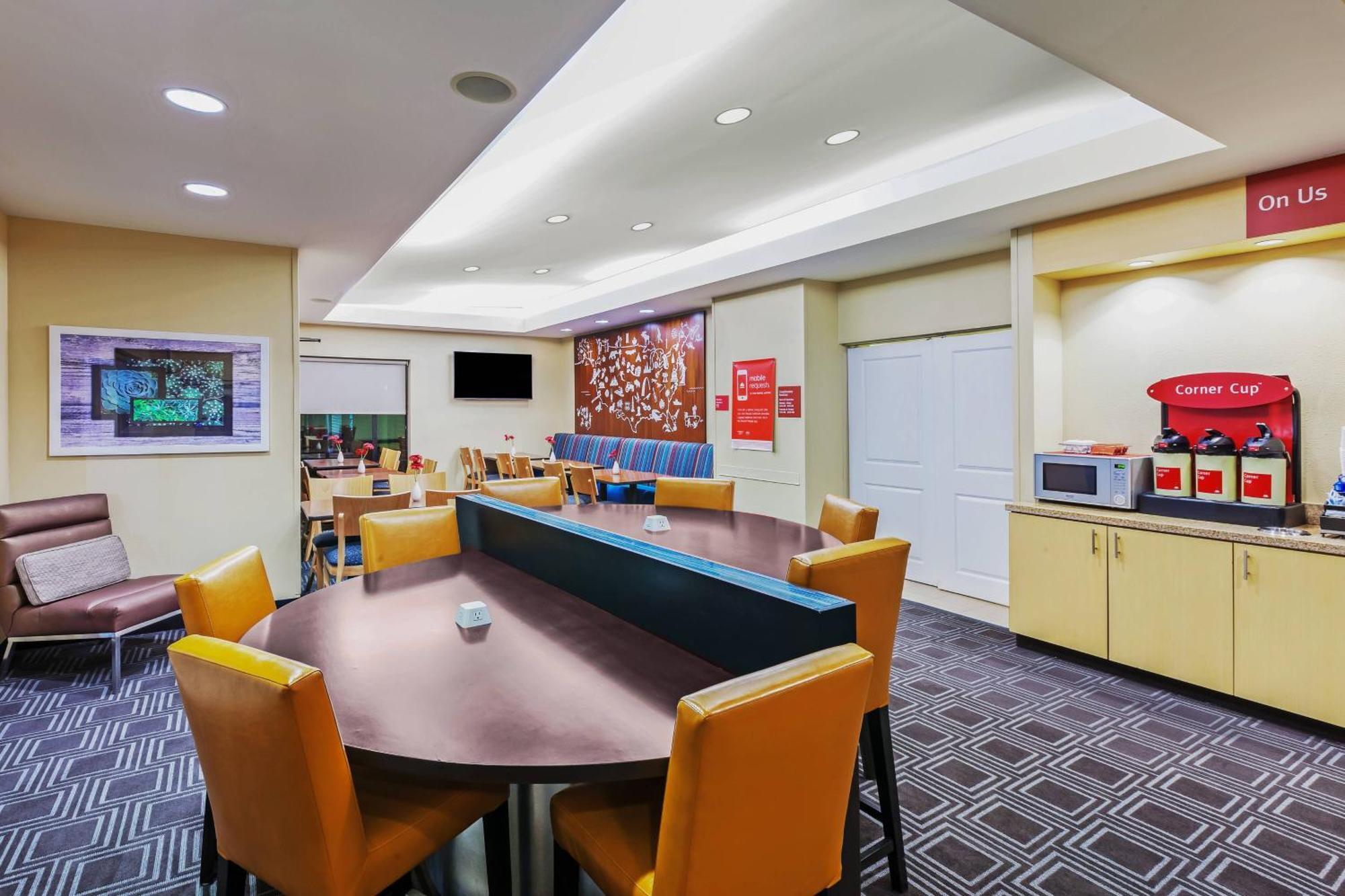 Towneplace Suites By Marriott Tulsa North/Owasso Экстерьер фото