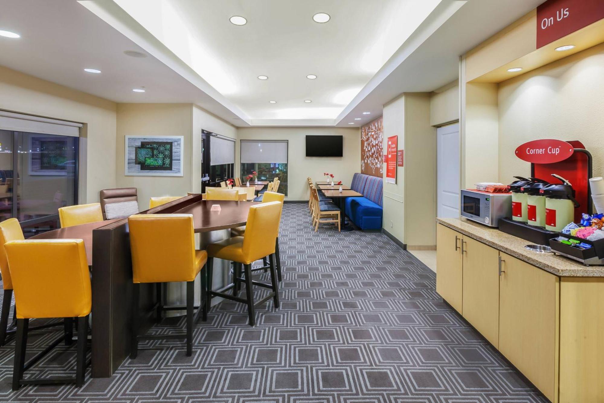 Towneplace Suites By Marriott Tulsa North/Owasso Экстерьер фото